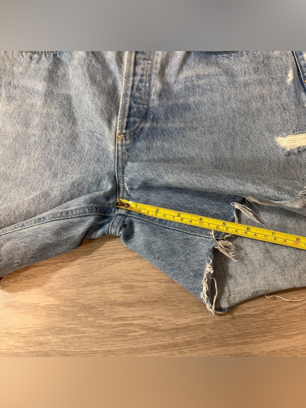 AGOLDIE, 90's Mid Rise Loose Fit Distressed Denim Shorts | Women's 30 - Picture 10 of 10